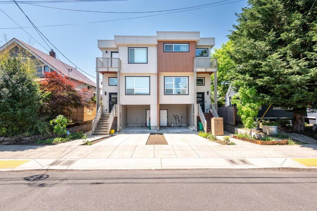 Walkable Apt Next To Restaurants, Bars, And Shops! Portland Luaran gambar