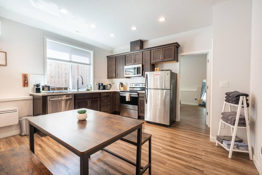 Walkable Apt Next To Restaurants, Bars, And Shops! Portland Luaran gambar