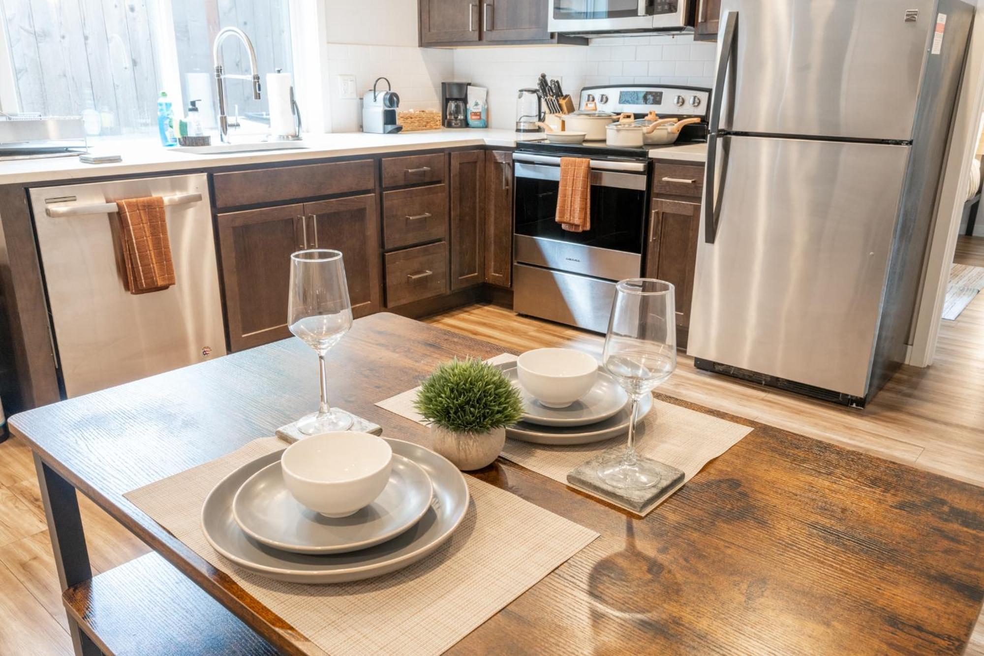Walkable Apt Next To Restaurants, Bars, And Shops! Portland Luaran gambar