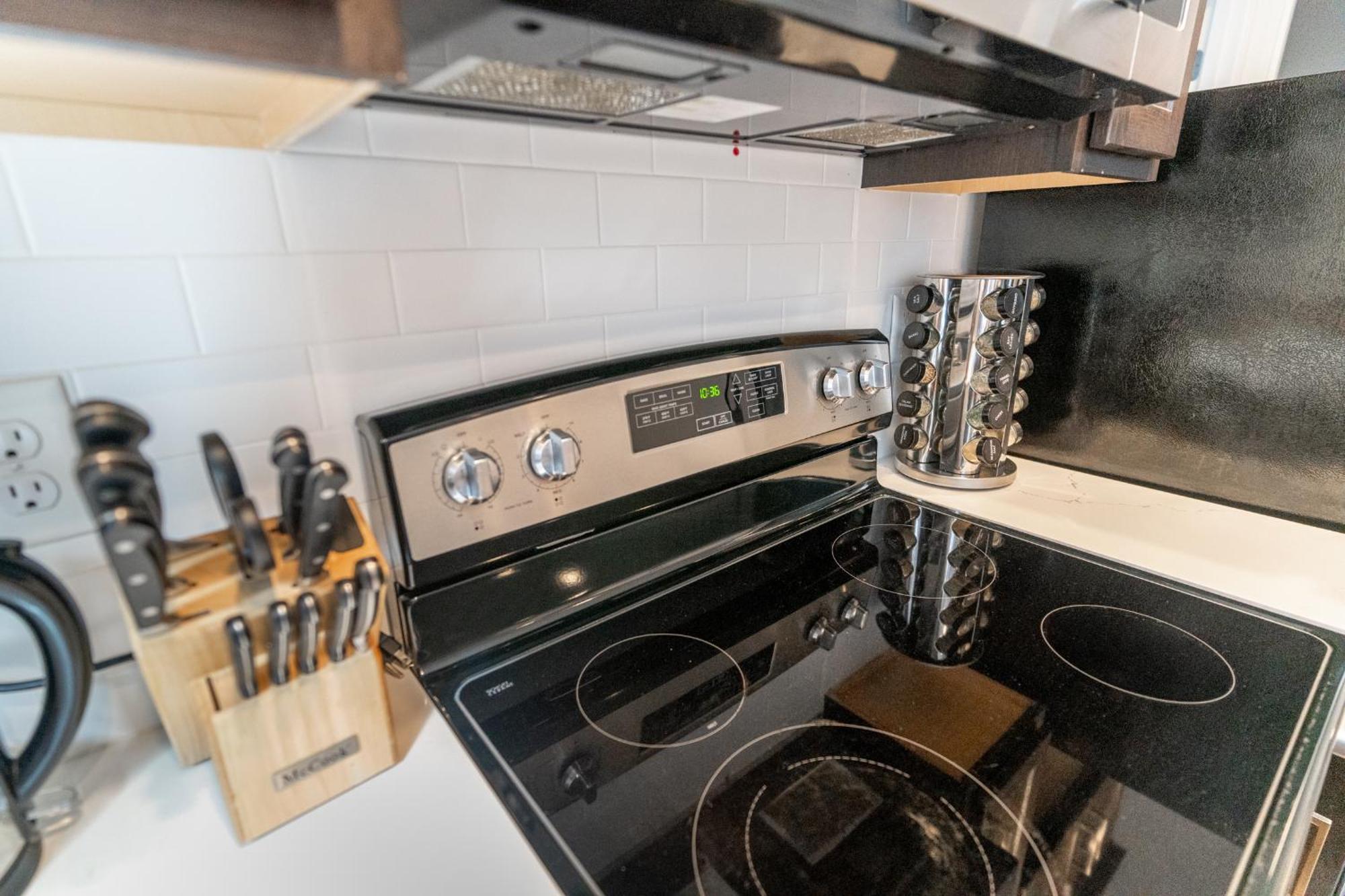 Walkable Apt Next To Restaurants, Bars, And Shops! Portland Luaran gambar